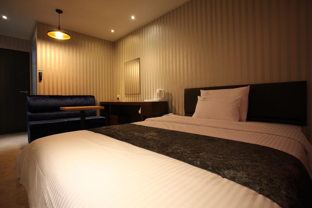Lineplus Hotel Gimpo Exteriér fotografie